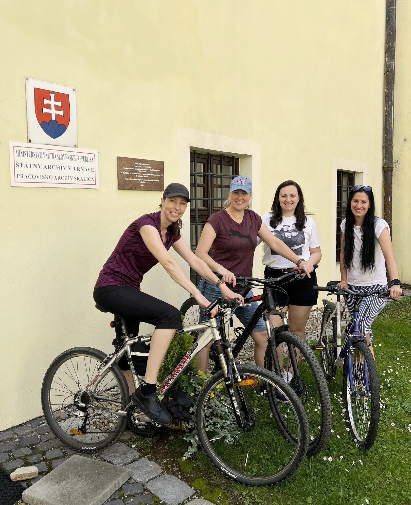 do prace na bicykli statny archiv v trnave